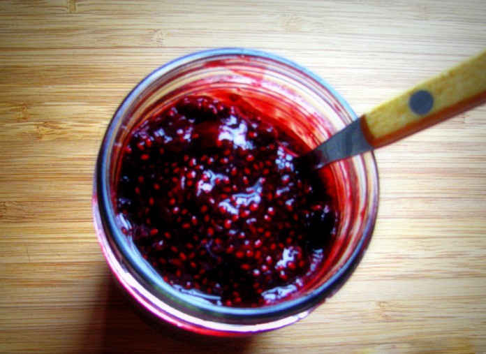 Réaliser une confiture maison aux graines de chia